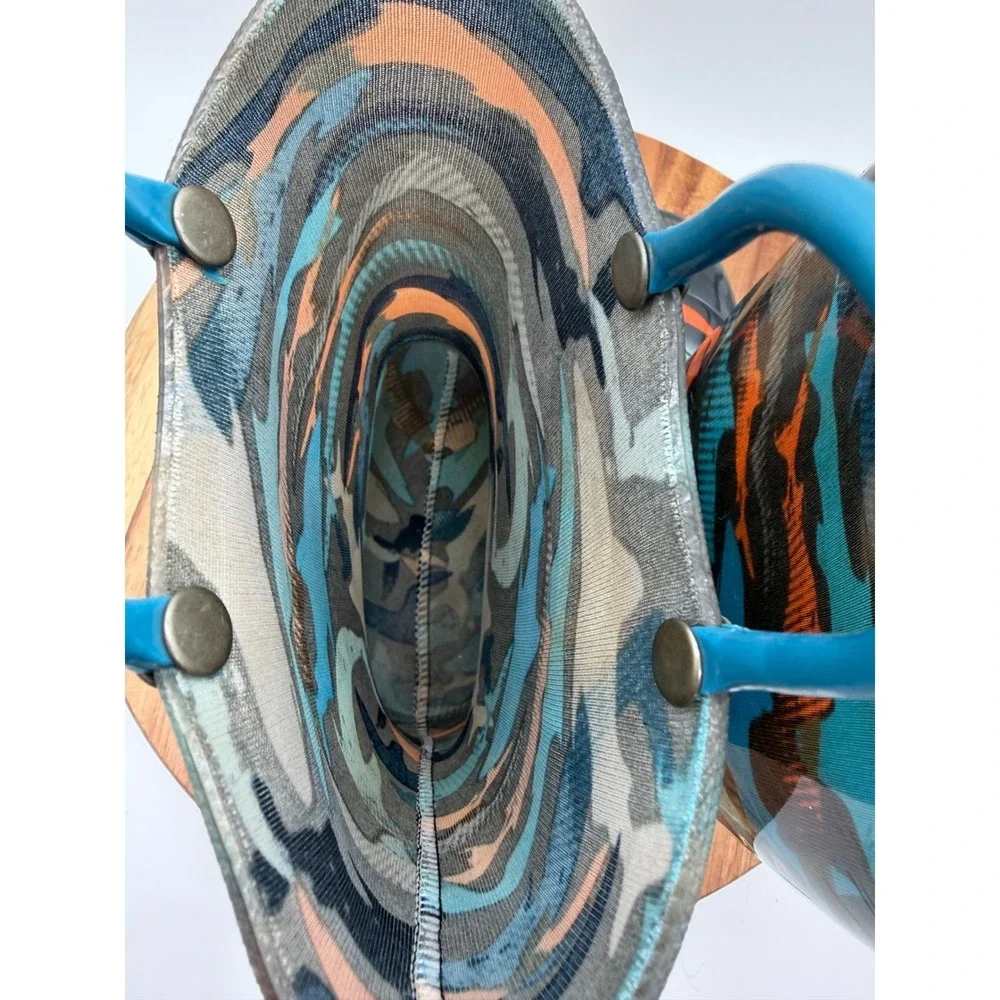 Kids Shark Camo SIze 13/1 Light Up Rain Boots Waterproof Pull On  0927